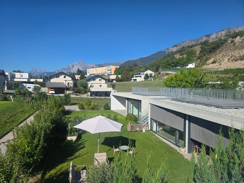 Villa contemporaine dans un quartier calme de Grimisuat (10)