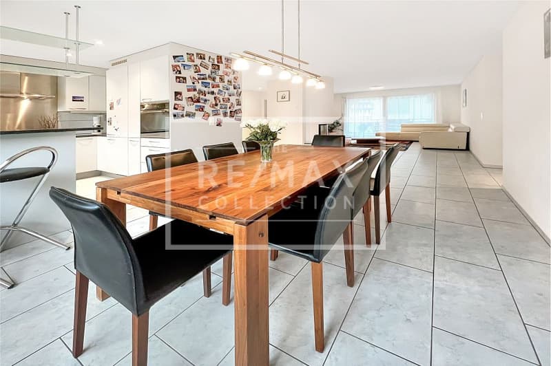 Appartement moderne attractif 4,5 pièces avec balcon en centre-ville (7)