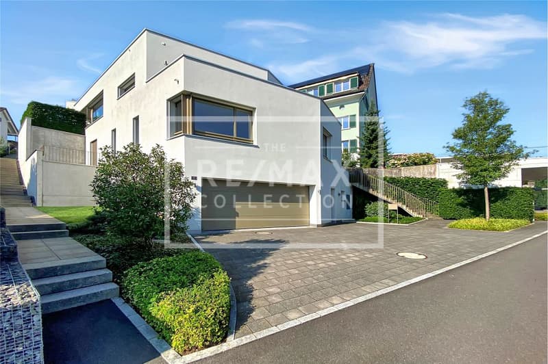 Topmodernes, hochwertiges Einfamilienhaus mit traumhafter Sicht auf den Zugersee (1)