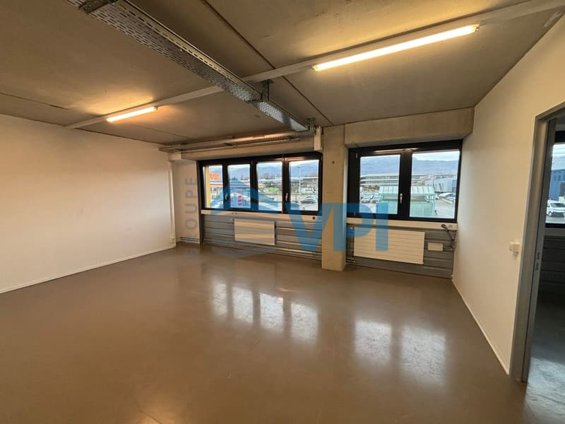 Nyon - Locaux artisanaux de 331m2 au 1er étage (4)