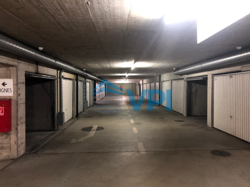 Petit-Lancy - Box fermé (2)