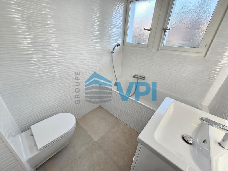 Villa de 8 pièces à louer à Chêne-Bourg (13)