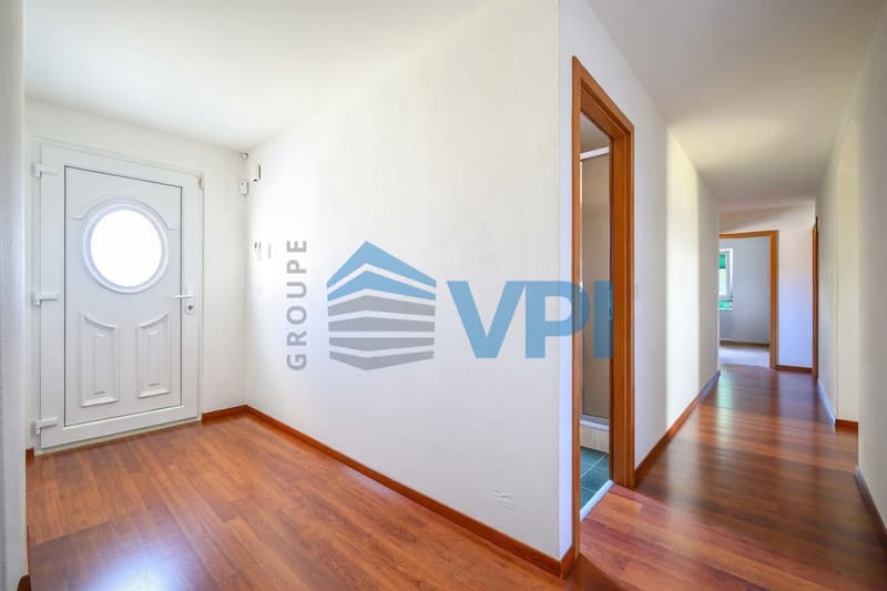 Appartement de standing de 6.5 pièces + cuisine (2)