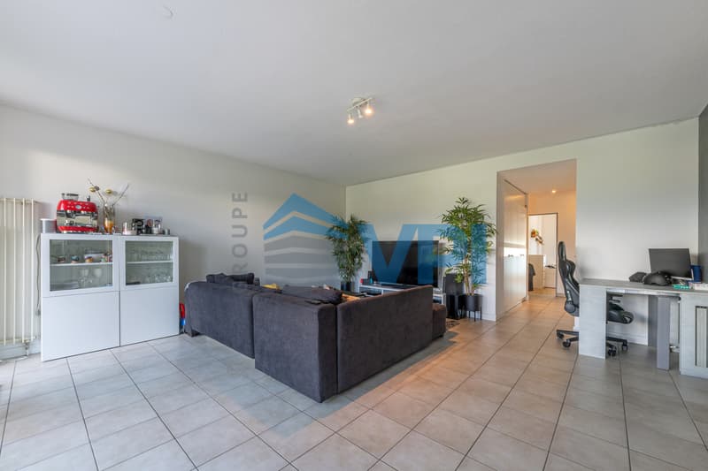 Bel appartement familial de 4 pièces avec extérieur privatif (3)
