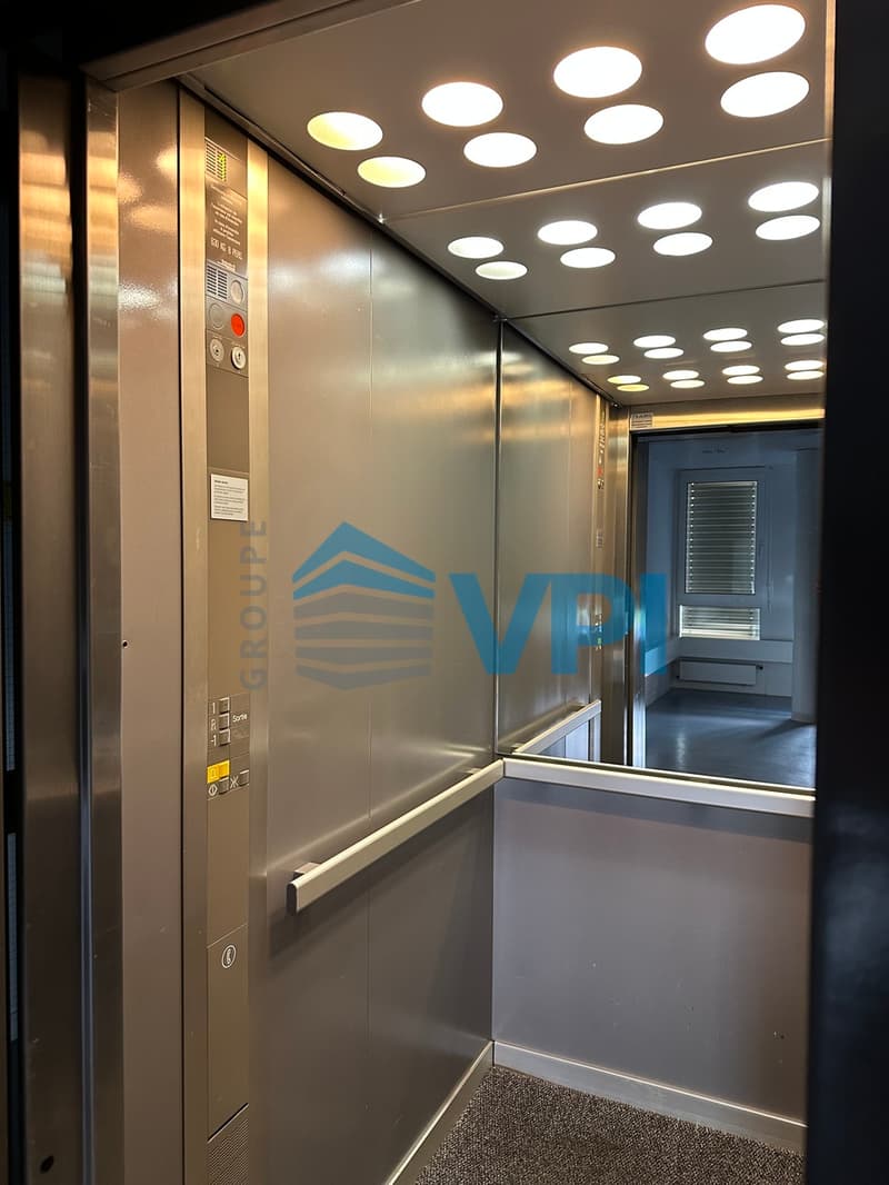 Surface commerciale de 570 m² au coeur de Nyon (11)