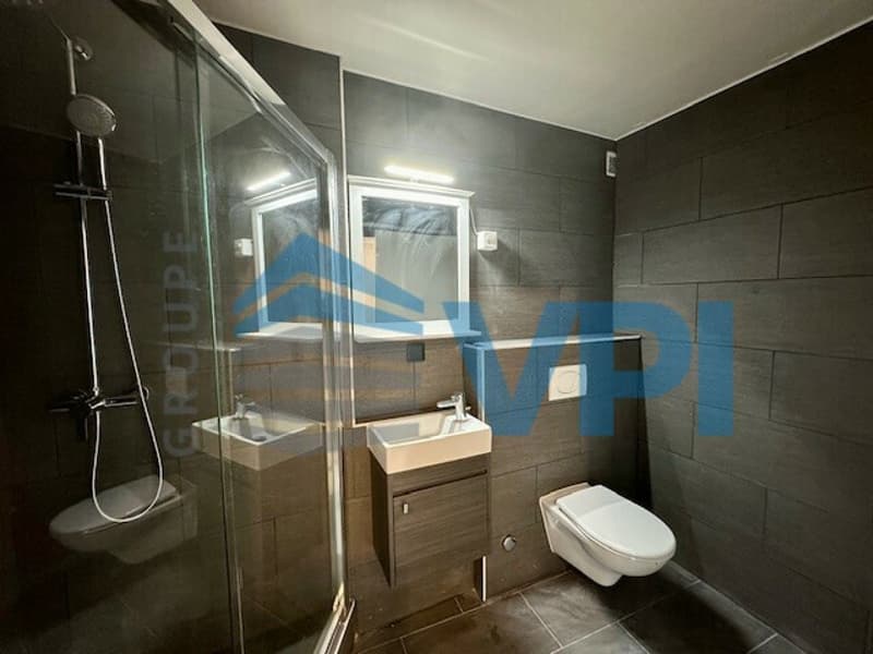 Lausanne - Studio rénové au 3ème étage (6)