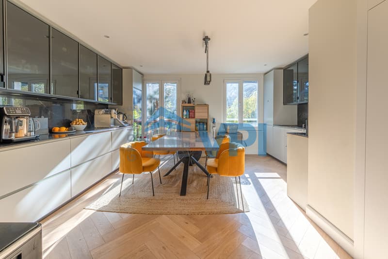 Duplex en attique magnifiquement rénové (5)