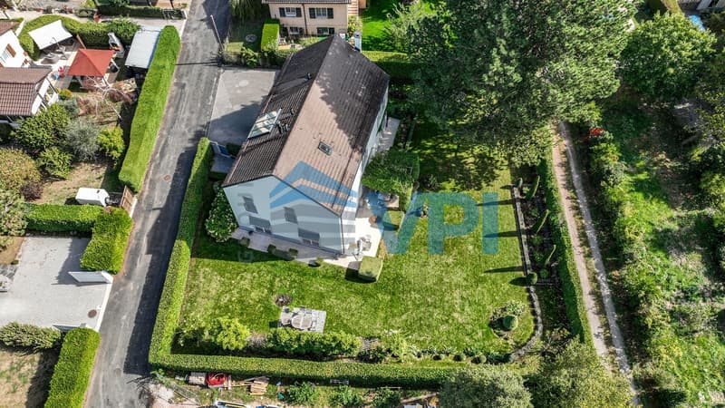 Maison individuelle de caractère dans un cadre privilégié (10)
