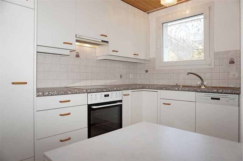 Charming family apartment with hobby room and parking space (4)