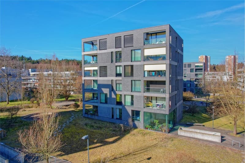 Moderne 2½-Zimmerwohnung mit 82 m² und zwei Balkone (6)