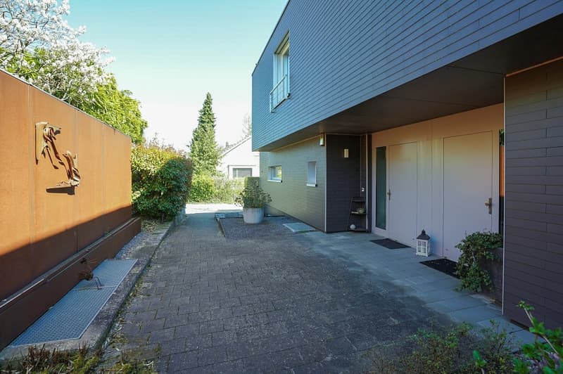 Traumhaftes Einfamilienhaus - im schönsten Quartier Zollikofens (3)