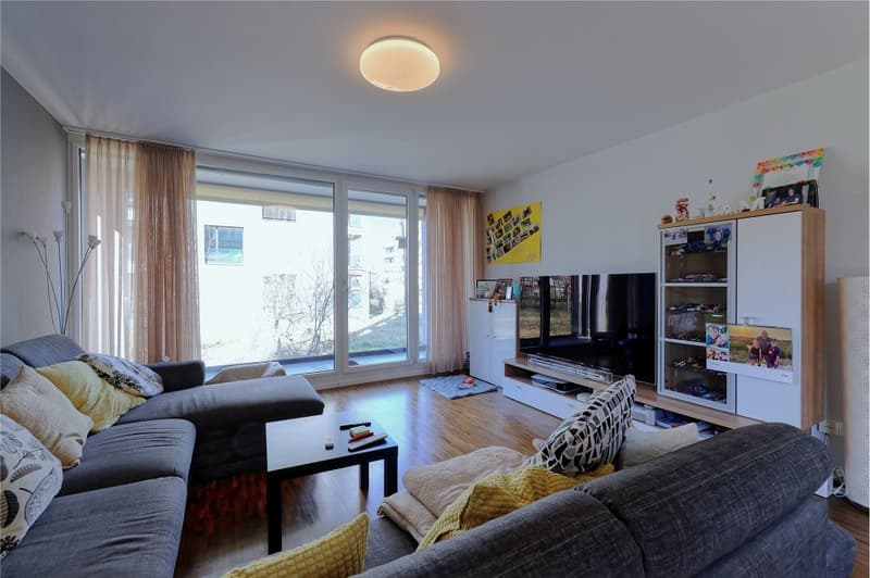 Moderne 2½-Zimmerwohnung mit 82 m² und zwei Balkone (12)