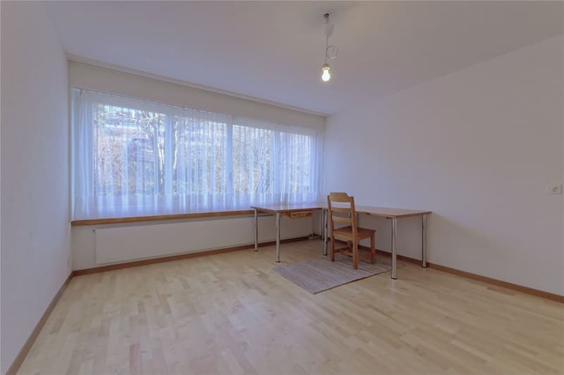 Stilvolle 4½-Zimmerwohnung mit beheiztem Bastelraum an beliebter Lage in Bolligen (9)