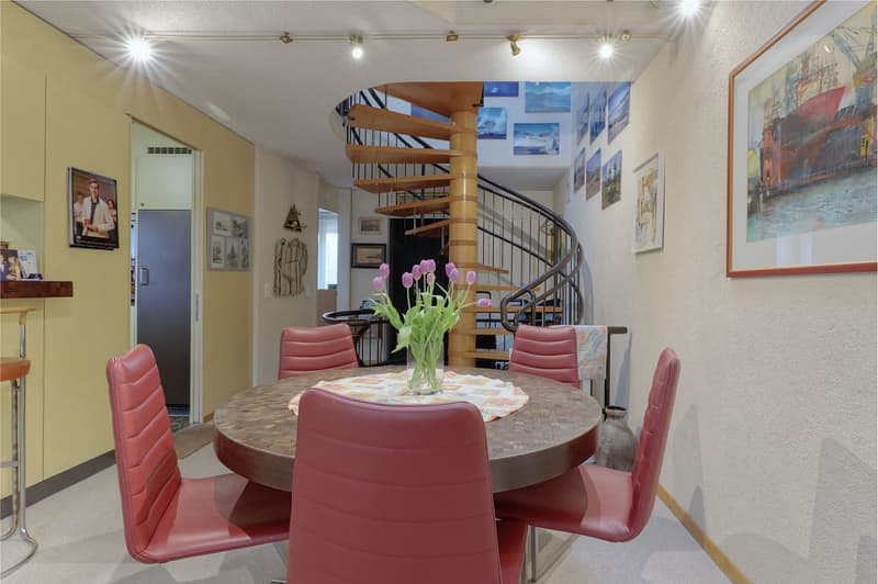 5½-Zimmer Reiheneckhaus mit Potenzial und schönem Garten (6)