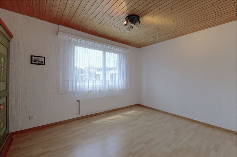 6½-Zimmer Einfamilienhaus mit viel Platz zum Wohlfühlen (12)