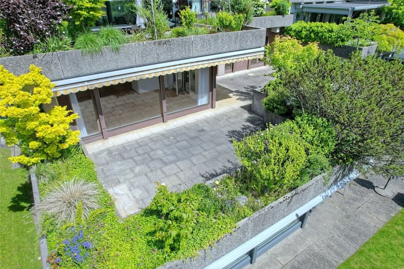 5-Zimmer-Terrassenhaus mit grosszügiger Terrasse und Potenzial (5)