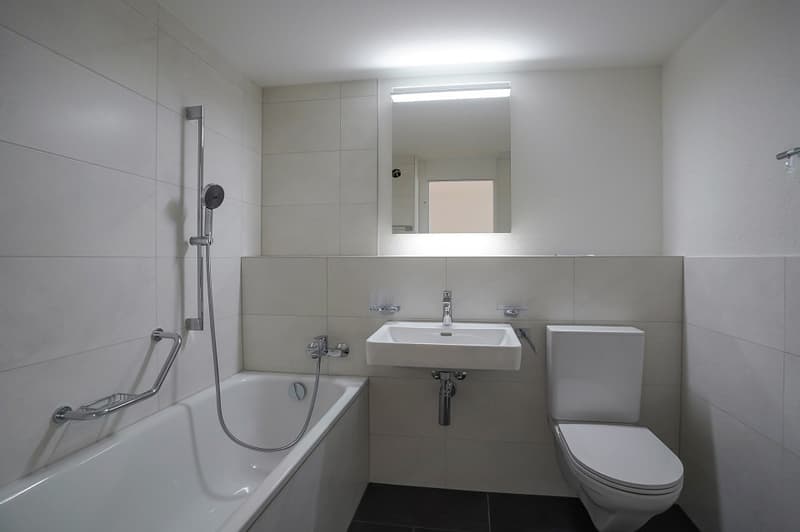 Stadtnahe 4½-Zimmer-Wohnung mit Weitsicht über Aare und Wohlensee (7)