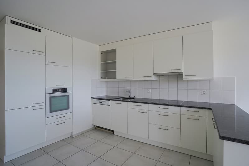 Stadtnahe 4½-Zimmer-Wohnung mit Weitsicht über Aare und Wohlensee (9)