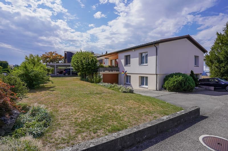 Charmantes Bungalow mit 5½-Zimmer und gepflegtem Umschwung (1)