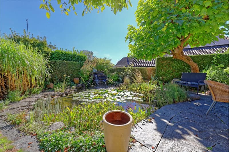 Grosszügiges 7½-Zimmer Einfamilienhaus mit idyllischem Garten (4)