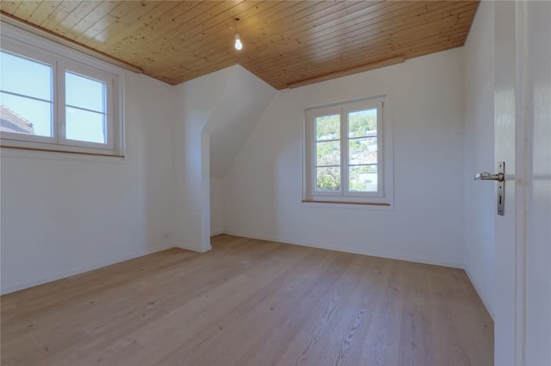Charmante 3½-Zimmer Eigentumswohnung mit Mansardenzimmer und Garten (13)