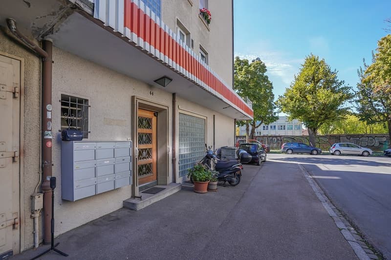 Charmante 3-Zimmer-Dachwohnung mitten im Breitsch (6)