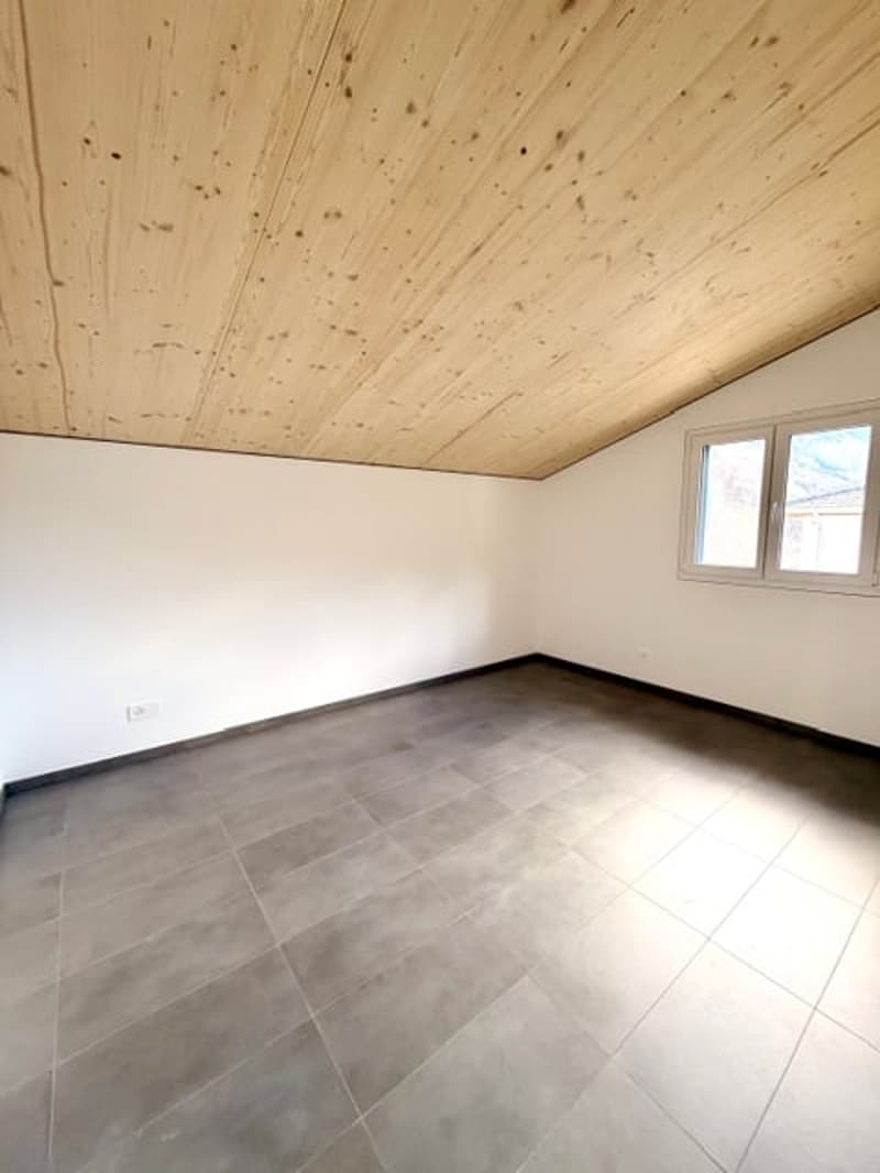 Mesocco, casa moderna di nuova costruzione con vista panoramica (9)