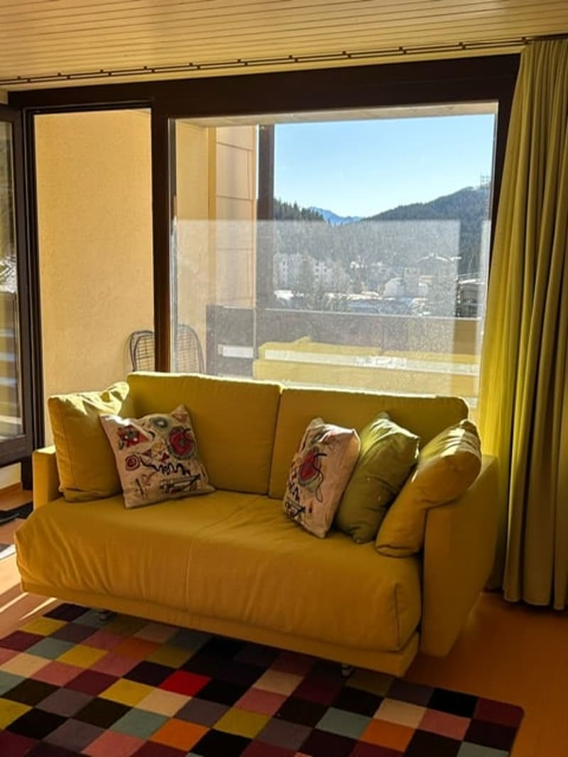 Accogliente studio con vista panoramica su San Bernardino (3)
