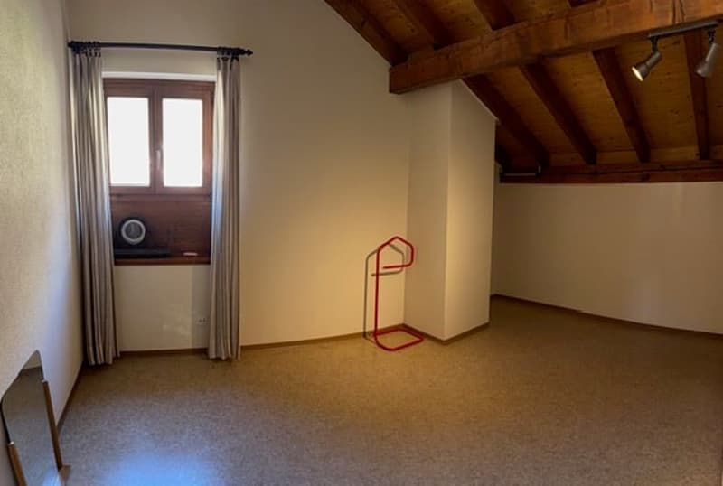 Mesocco, zona San Rocco, in posizione centrale e soleggiata vendesi curata casa unifamiliare (11)