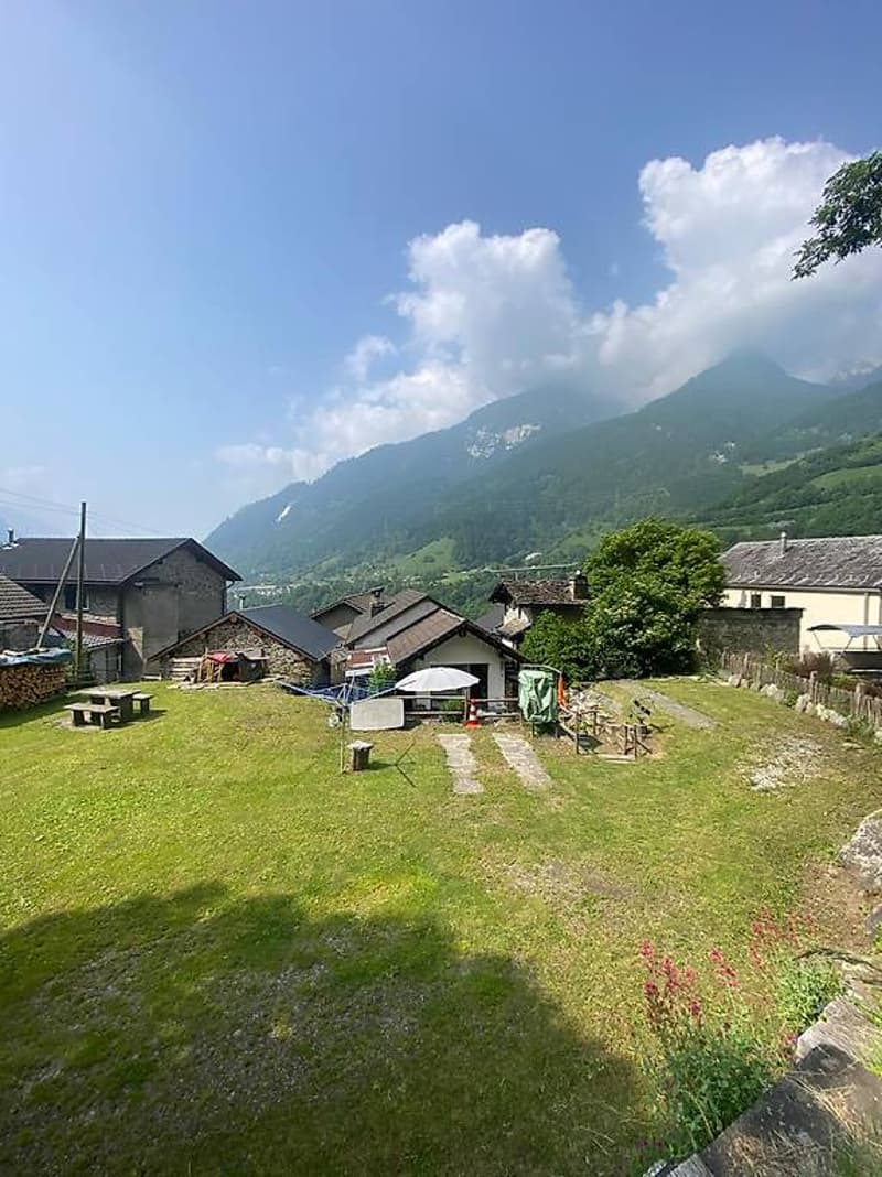 Mesocco, Andergia casa unifamiliare con rustico annesso (3)