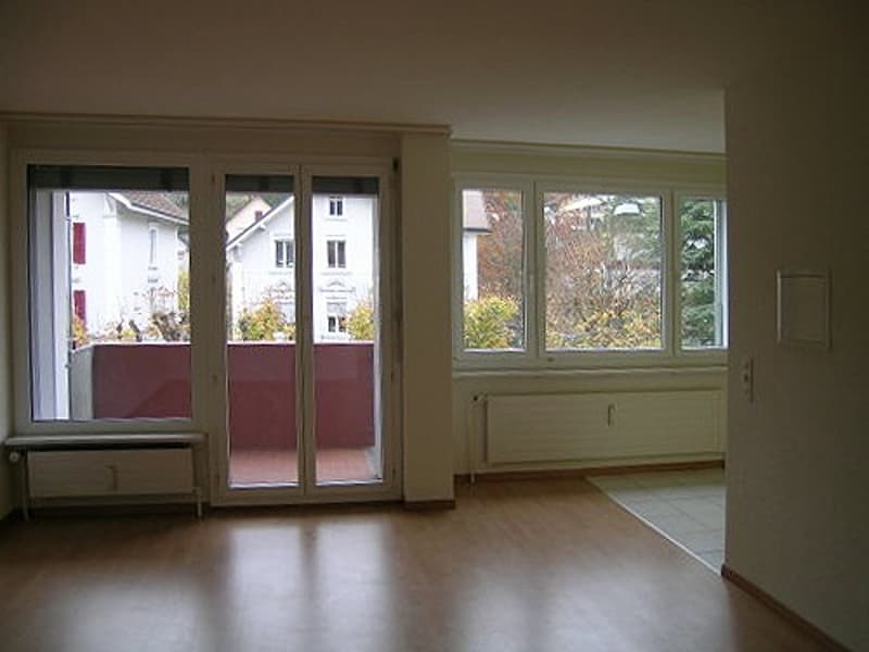 Moderne 3.5-Zimmer-Wohnung in Biel/Bienne (4)