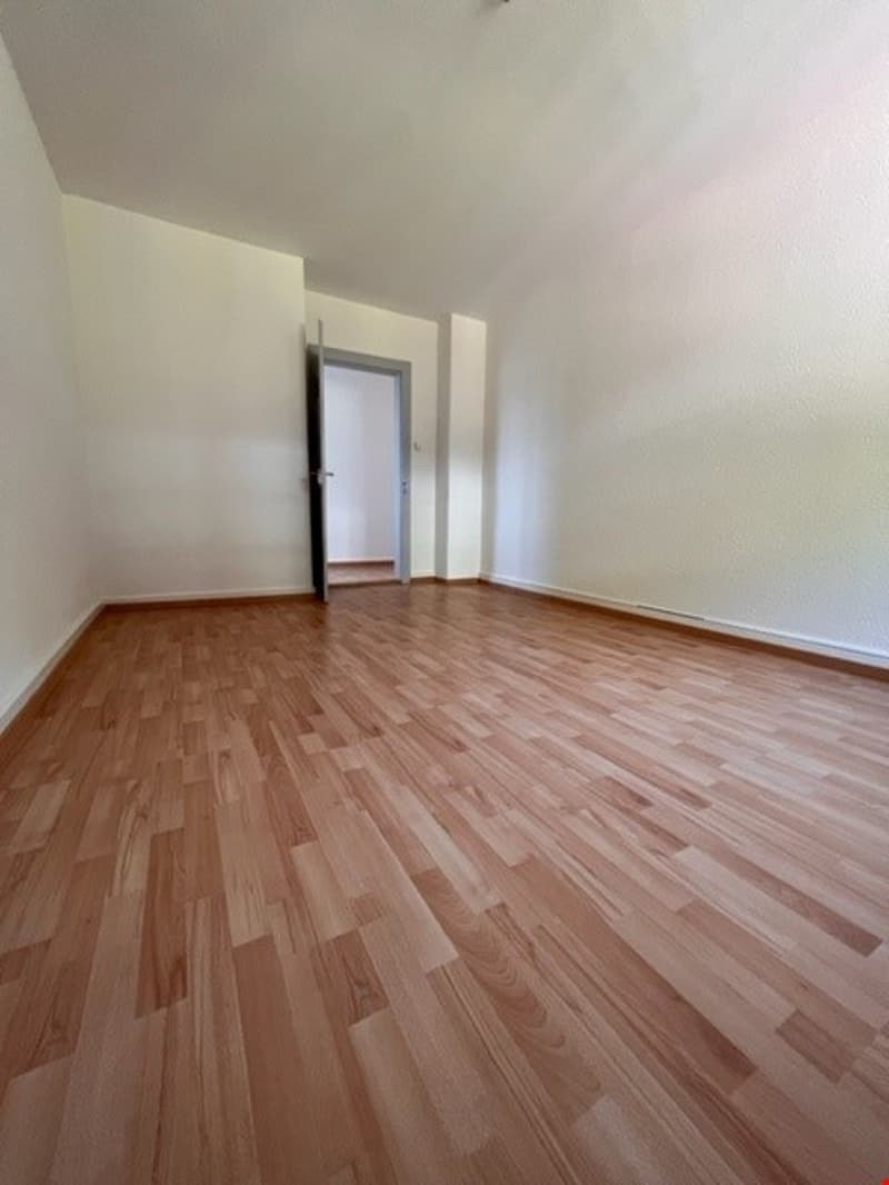 Helle 4-Zimmer Wohnung (7)