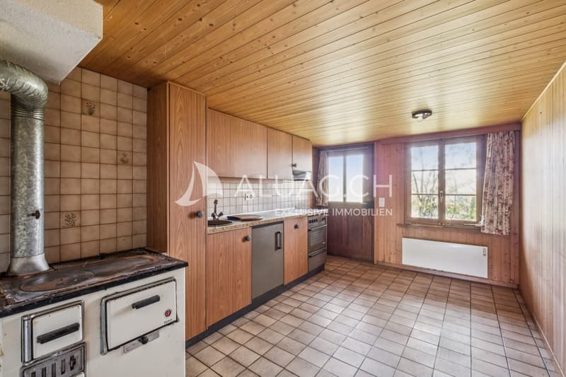 Die Küche mit dem Fenster mit Weitblick kann sehr individuell gestaltet werden