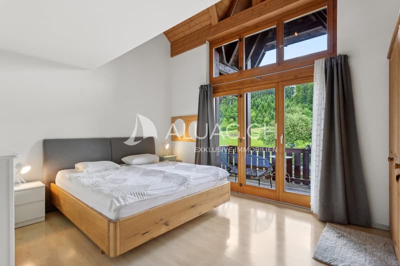 Das Elternschlafzimmer verfügt über einen eigenen Balkon mit toller Aussicht