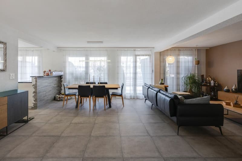 Moderne 4.5 Zimmerwohnung mit grossem Wintergarten und Terrasse im Zentrum von Oensingen (5)