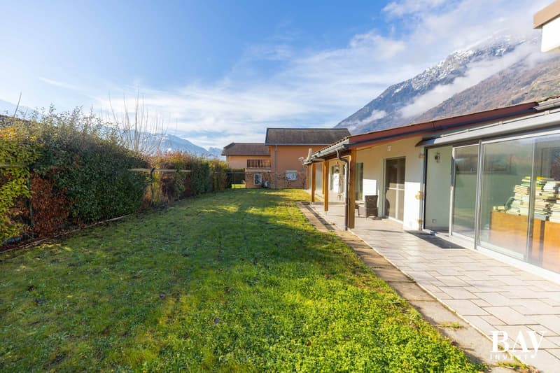 Villa familiale de 4,5 pièces avec vue imprenable à Fully (28)