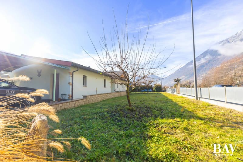 Villa familiale de 4,5 pièces avec vue imprenable à Fully (30)