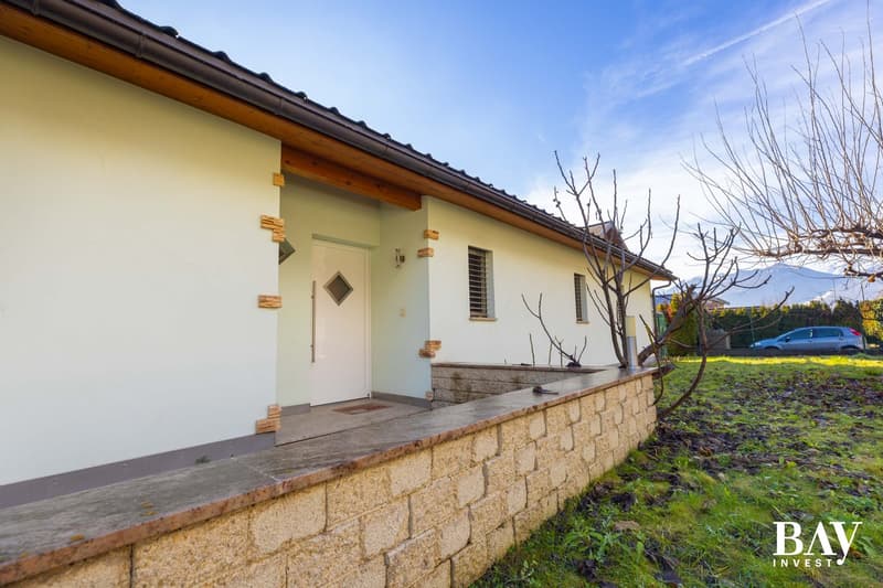 Villa familiale de 4,5 pièces avec vue imprenable à Fully (31)
