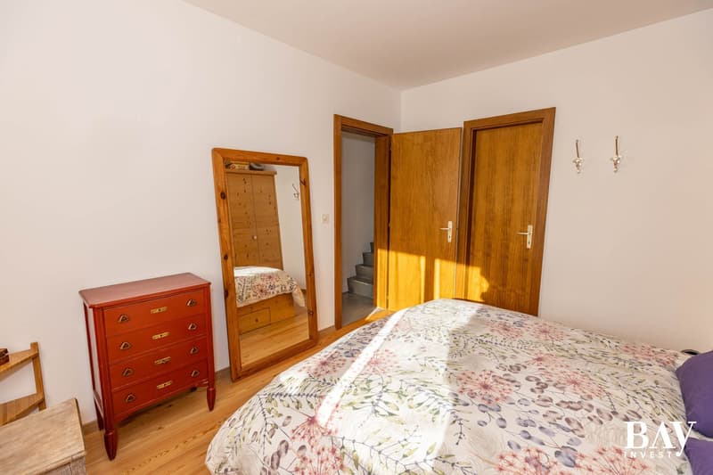Charmante maison mitoyenne de 3,5 pièces avec vue panoramique sur les montagnes (32)