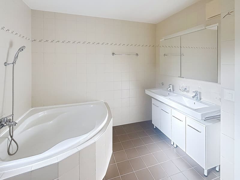 Magnifique appartement de 4,5 pièces avec vue panoramique à Chernex (12)