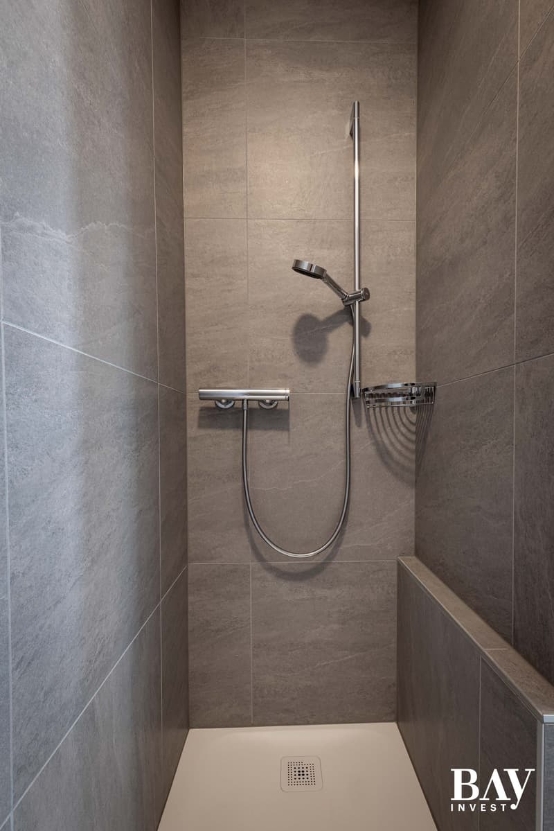 Très grand 2.5 pièces sur deux niveaux, neuf à Conthey – Accessible et lumineux (11)