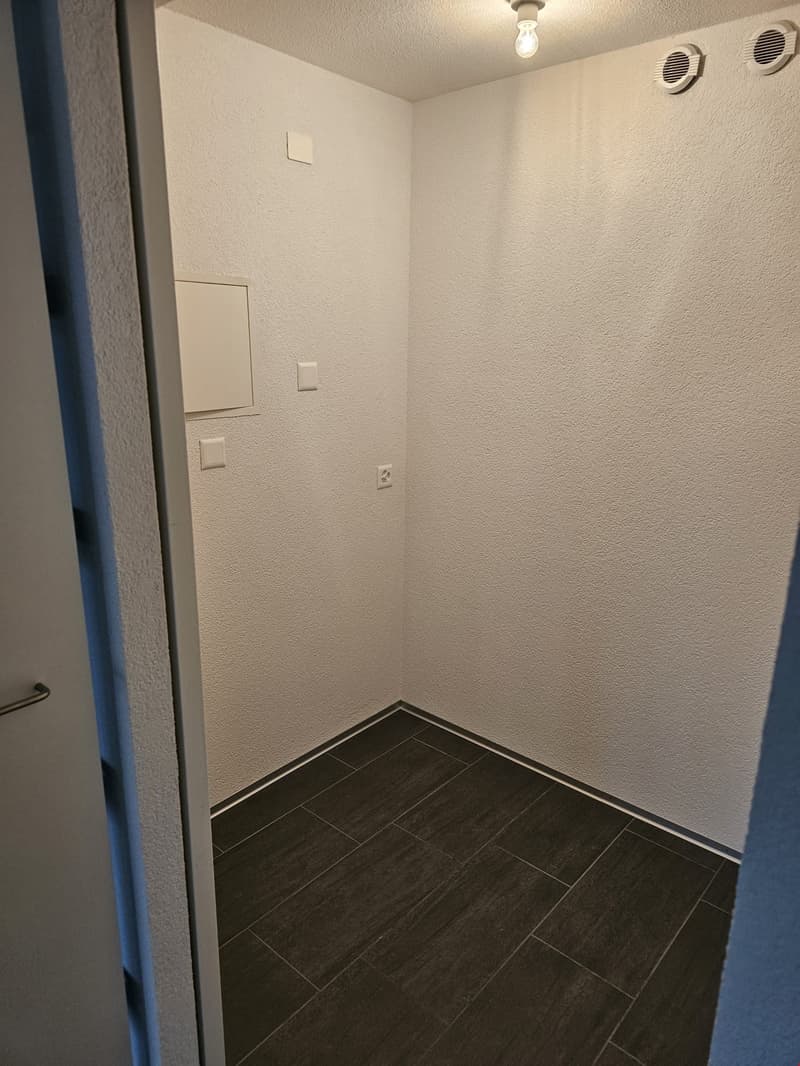 Küchen-Réduit mit Schiebetür