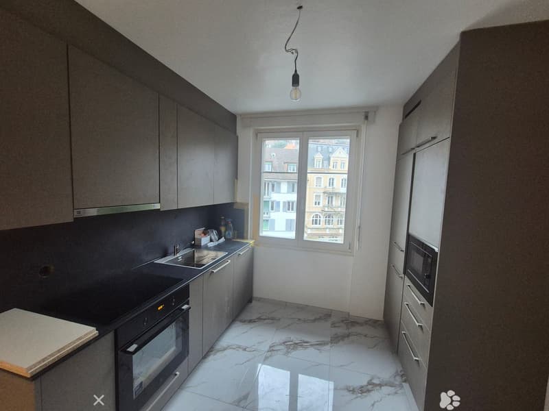 Moderne/Renovierte 3 1/2 Zimmerwohnung in Biel-Bienne (BE) (2)