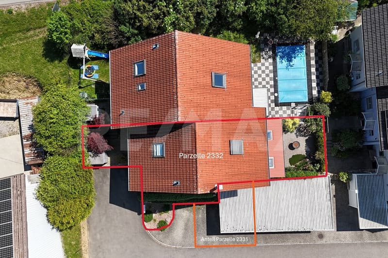 Moderne 5-Zimmer-Doppelhaushälfte mit Garten und Carport (5)