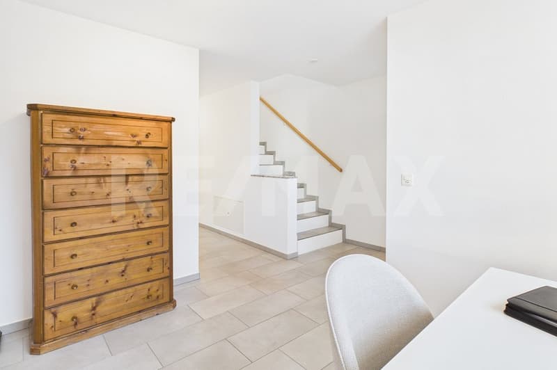 Charmante 2½-Zi.-Maisonettewohnung mit besonderem Flair im ruhigen Wohnquartier (2)