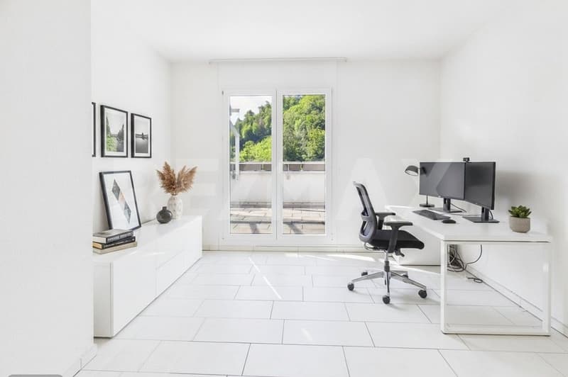 Exklusives Wohnen - 5½-Zimmer-Attikawohnung mit direktem Liftzugang (6)