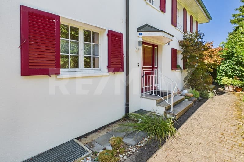 Charmantes Reiheneinfamilienhaus mit Garten (1)