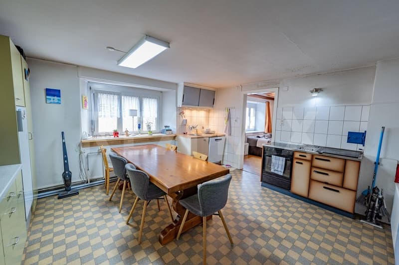 Ehemaliges Bauernhaus mit grosser Scheune (5)