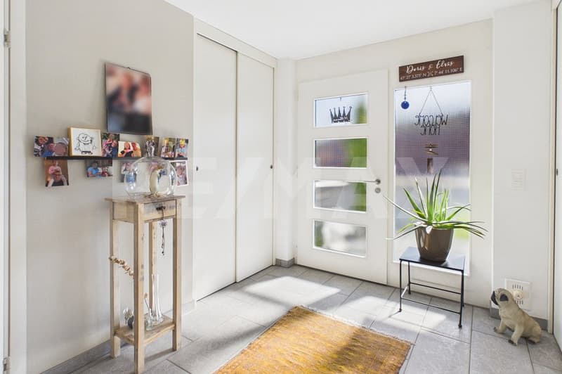 Grosszügiges EFH mit Einliegerwohnung (2)