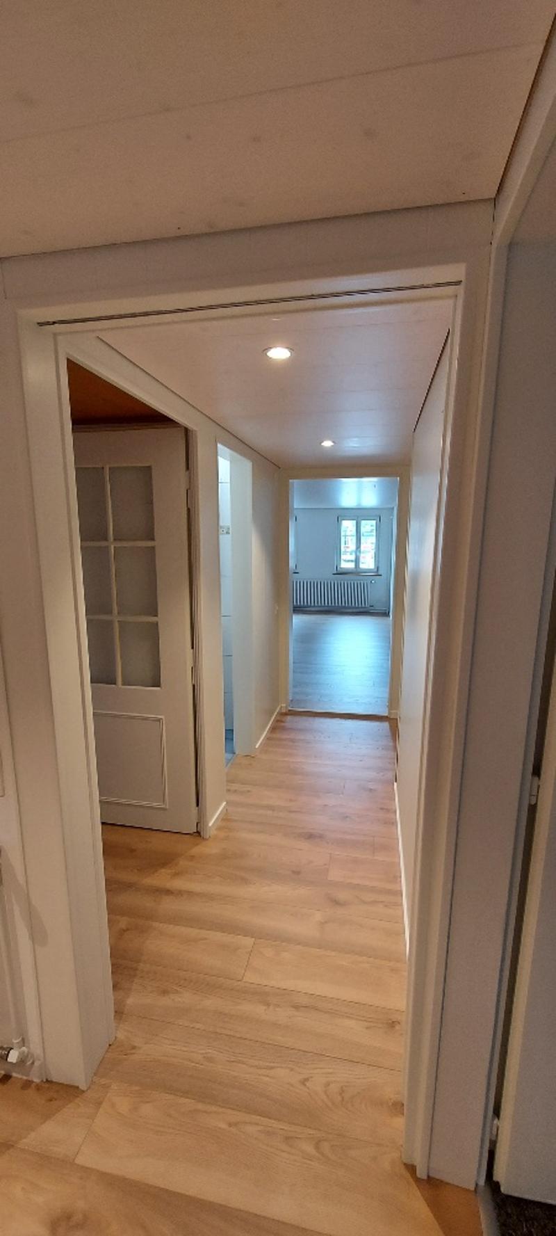 Frisch renovierte 3-Zimmer-Wohnung im historischen Riegelhaus - Laupen BE (6)